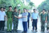 Sở Nội vụ tỉnh Điện Biên thăm tặng quà, động viên lực lượng thực hiện Chiến dịch 500 ngày đêm lấy mẫu ADN xác định danh tính liệt sĩ