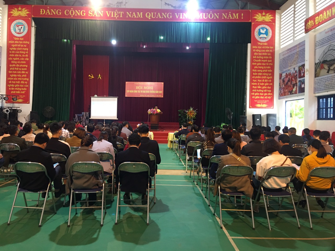 Hội nghị Tập huấn, bồi dưỡng nghiệp vụ công tác thi đua, khen thưởng tại huyện Mường Chà, năm 2022